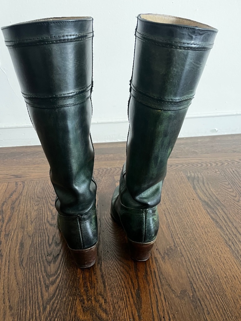 Vintage green Frye Jane 14L Boots - Picture 3 of 10